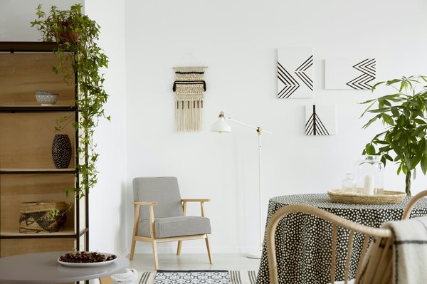 How Can You Integrate Houndstooth Print in Your Work Wardrobe Without Overpowering?